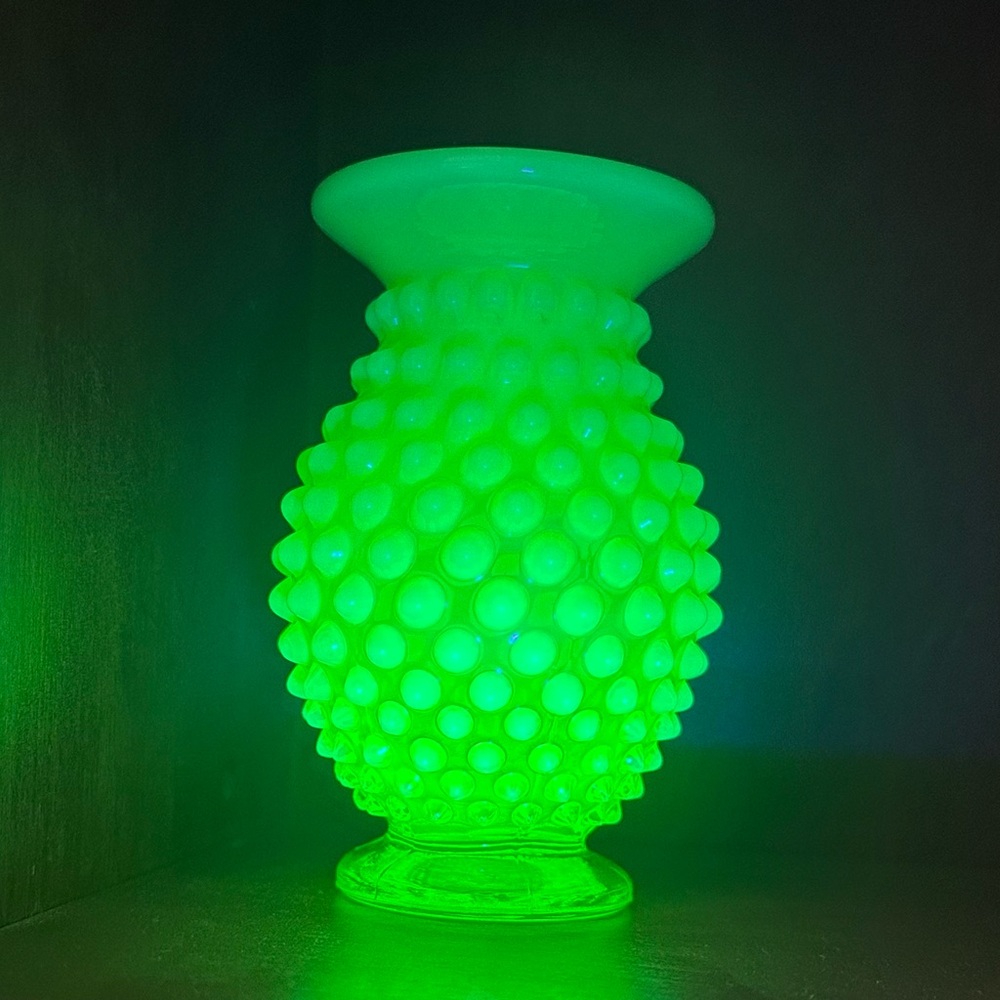 Uranium Fenton Yellow/Green Opalescent Hobnail Vase Vaseline Glass